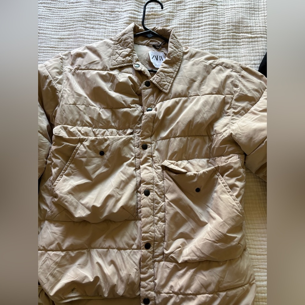 Zara Men’s Beige Quilted Jacket